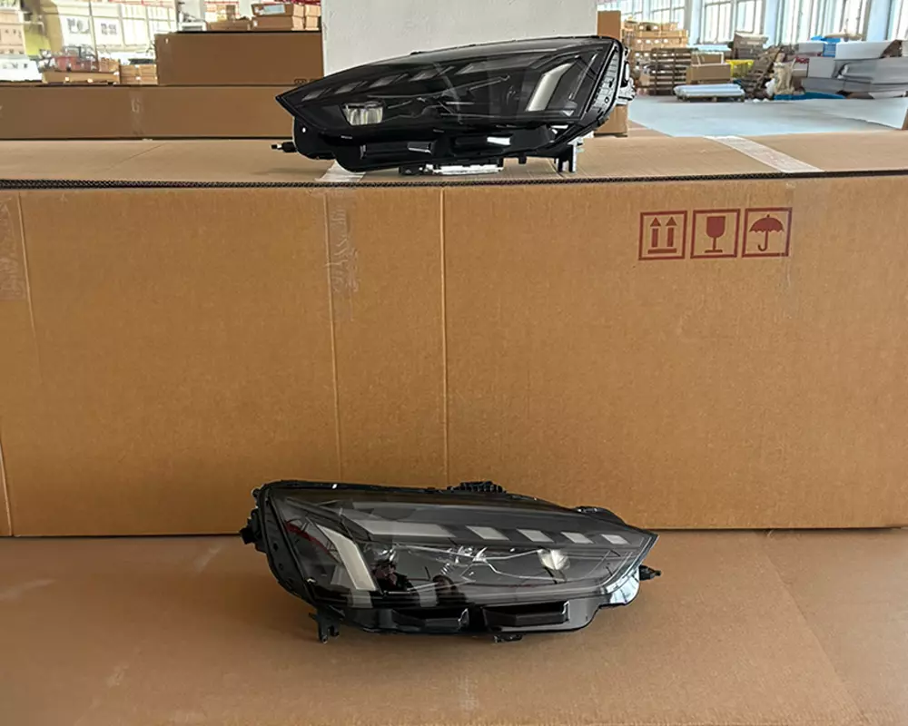 Audi A5 RS5 Headlight Upgrade with Dynamic Signal