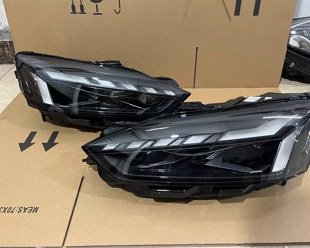 Audi A5 RS5 Headlight Upgrade with Dynamic Signal