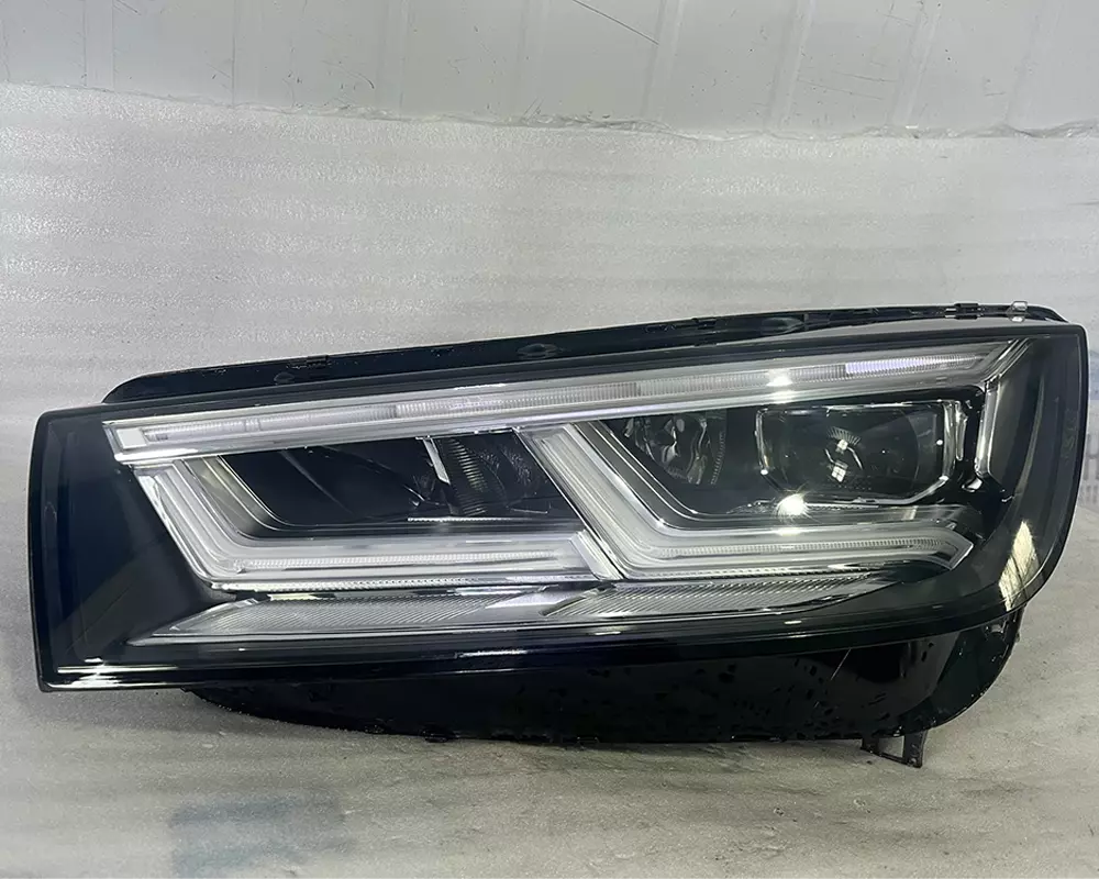 Audi Q5 LED Headlight Retrofit 2009-2018 Matrix DRL