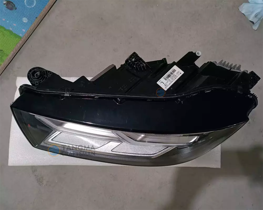 Audi Q5 Sequential LED Headlights 2018-2024 Upgrade