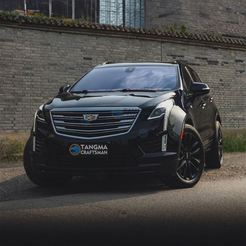 05-tic Cadillac XT5 headlights