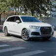 Audi Q7 headlights