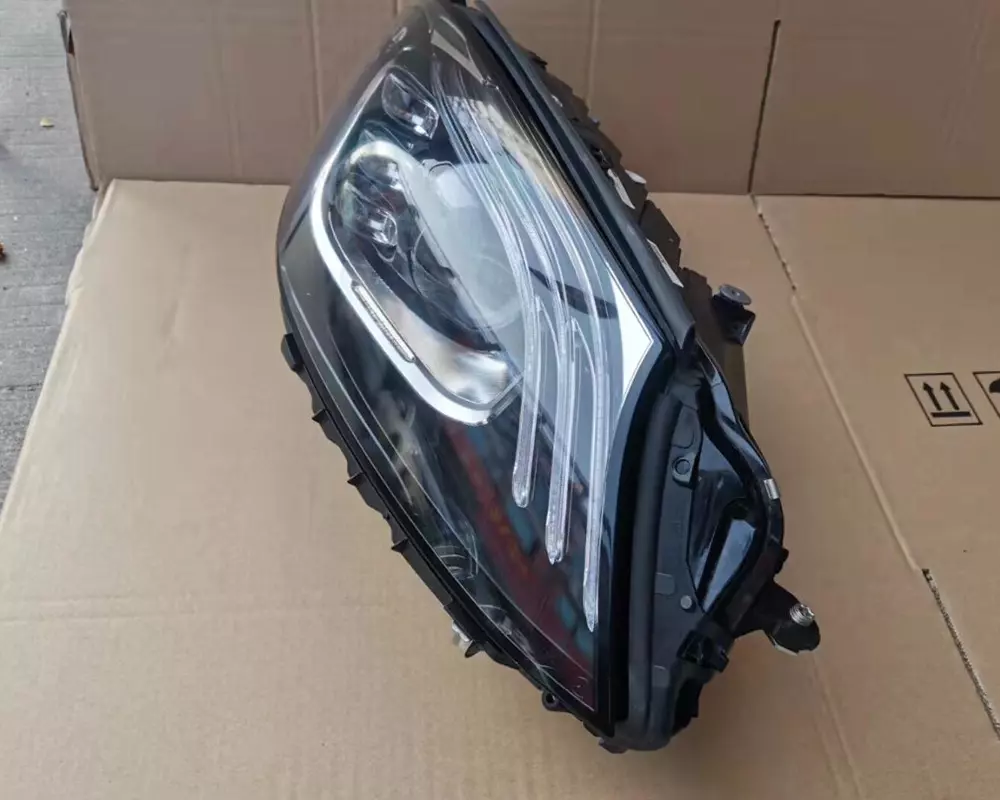 W221 LED Headlights Upgrade with DRL & 3-in-1 Turn Signal
