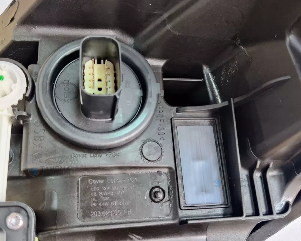 Cadillac XT5 LED Headlights with DRL & Turn Signal