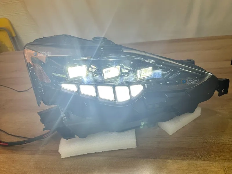 Lexus IS LED Headlights 2013-2016 3-Lens Assembly