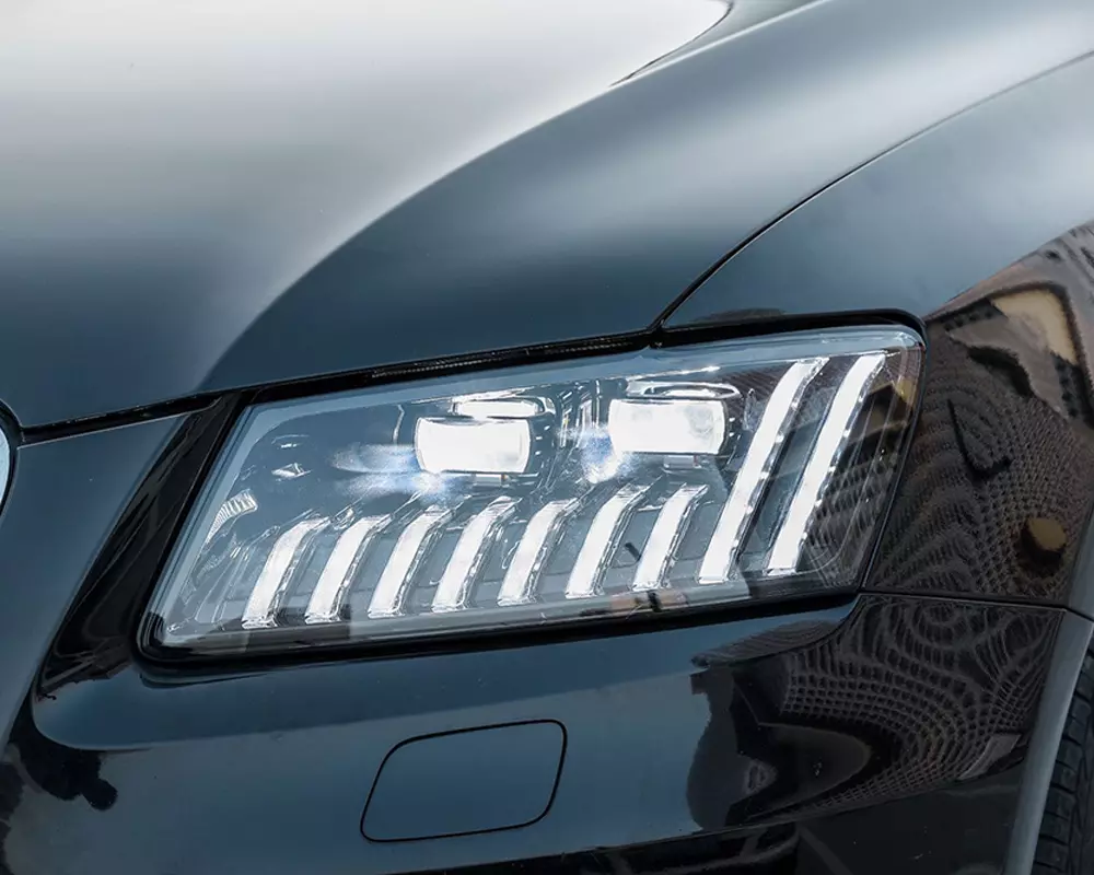 Audi Q3 LED Headlights with Dynamic Turn Signals
