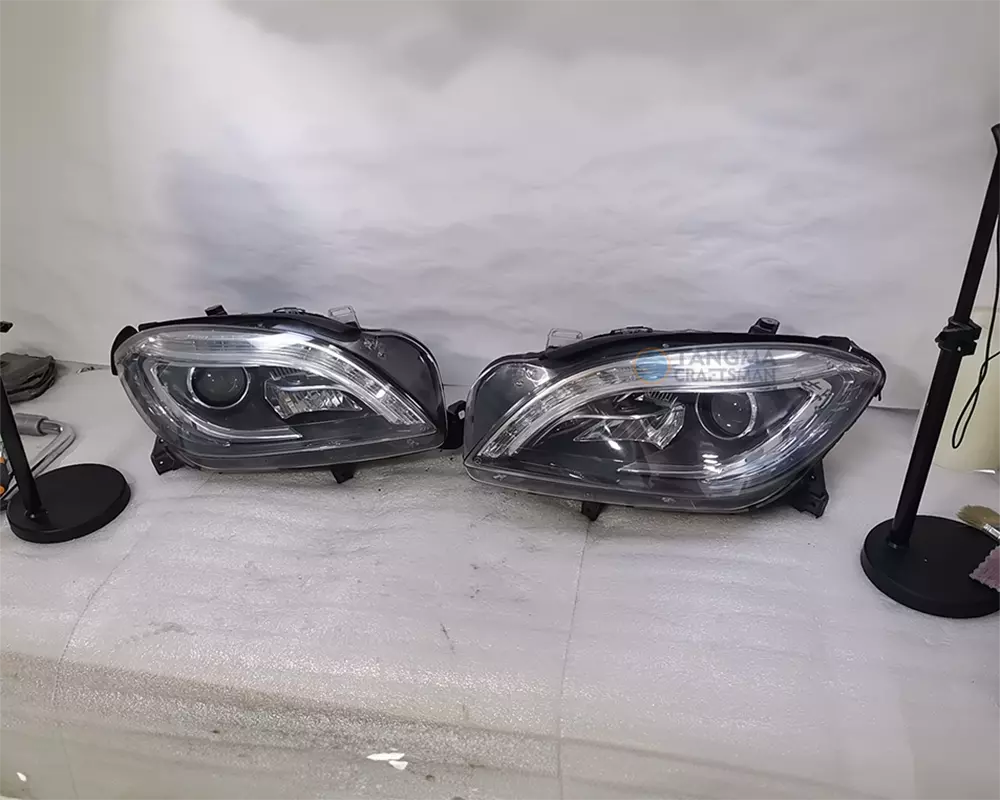 Mercedes GLA156 Xenon Headlamp