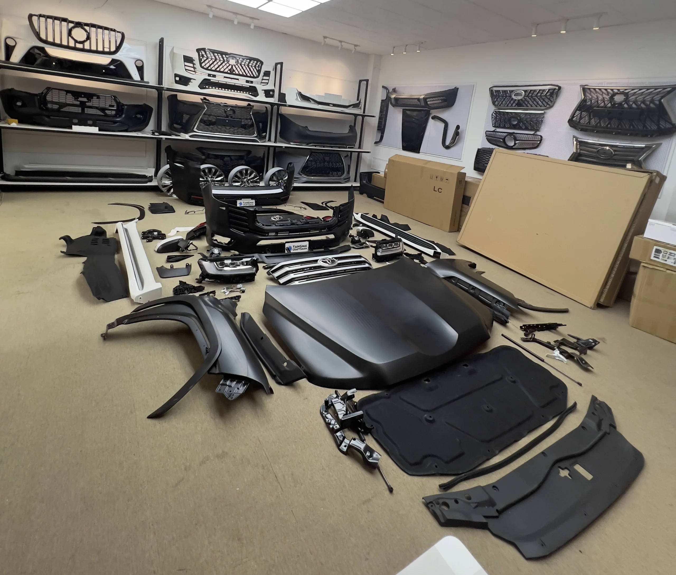 LC200 to LC300 Conversion Kit OEM 3D Body Upgrade for Toyota Land Cruiser – Includes Front/Rear Bumpers, Hood, and Side Skirts for Aggressive Off-Road Look