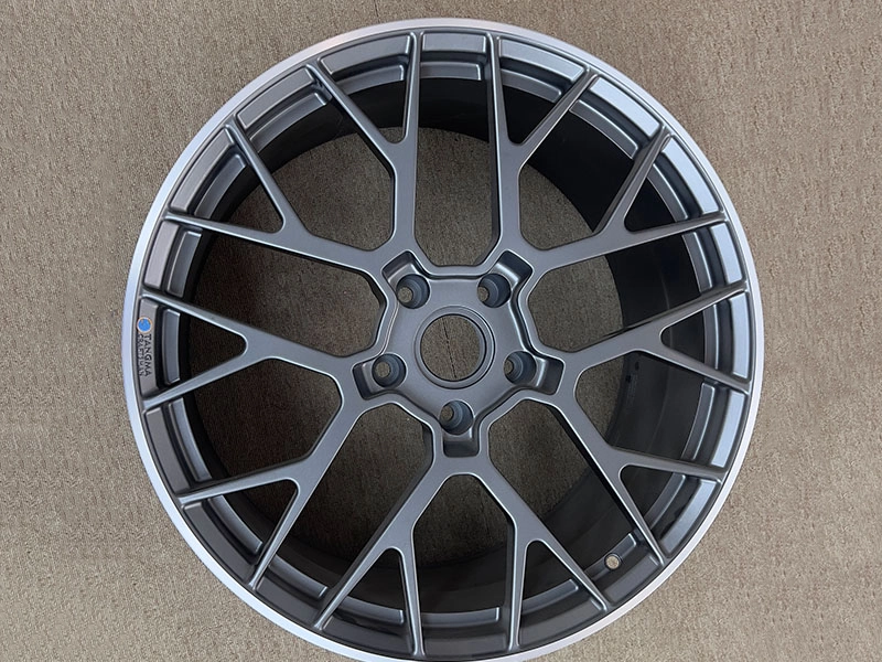 20 Inch Black and Red Concave Wheels