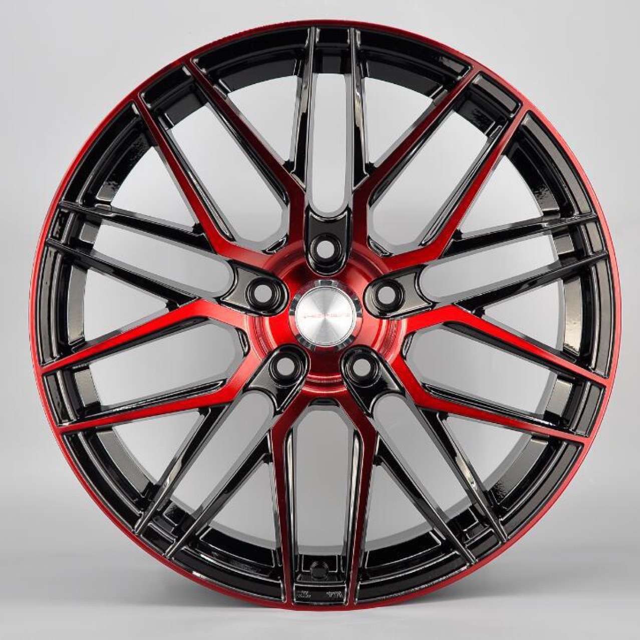18 Inch Black and Red Concave Wheels