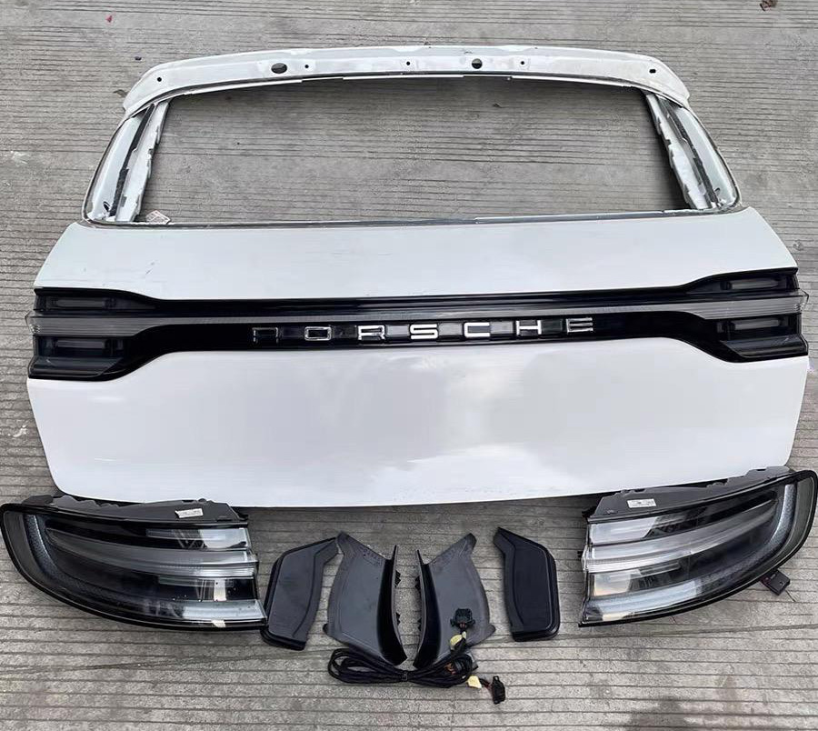 Porsche Macan modification 2023 body kit upgrade for 2012-2022 models, 3D scanning technology for precise fitment and professional aesthetic enhancement.
