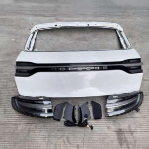 Porsche Macan modified 24 latest turn-through taillights plus trunk lid