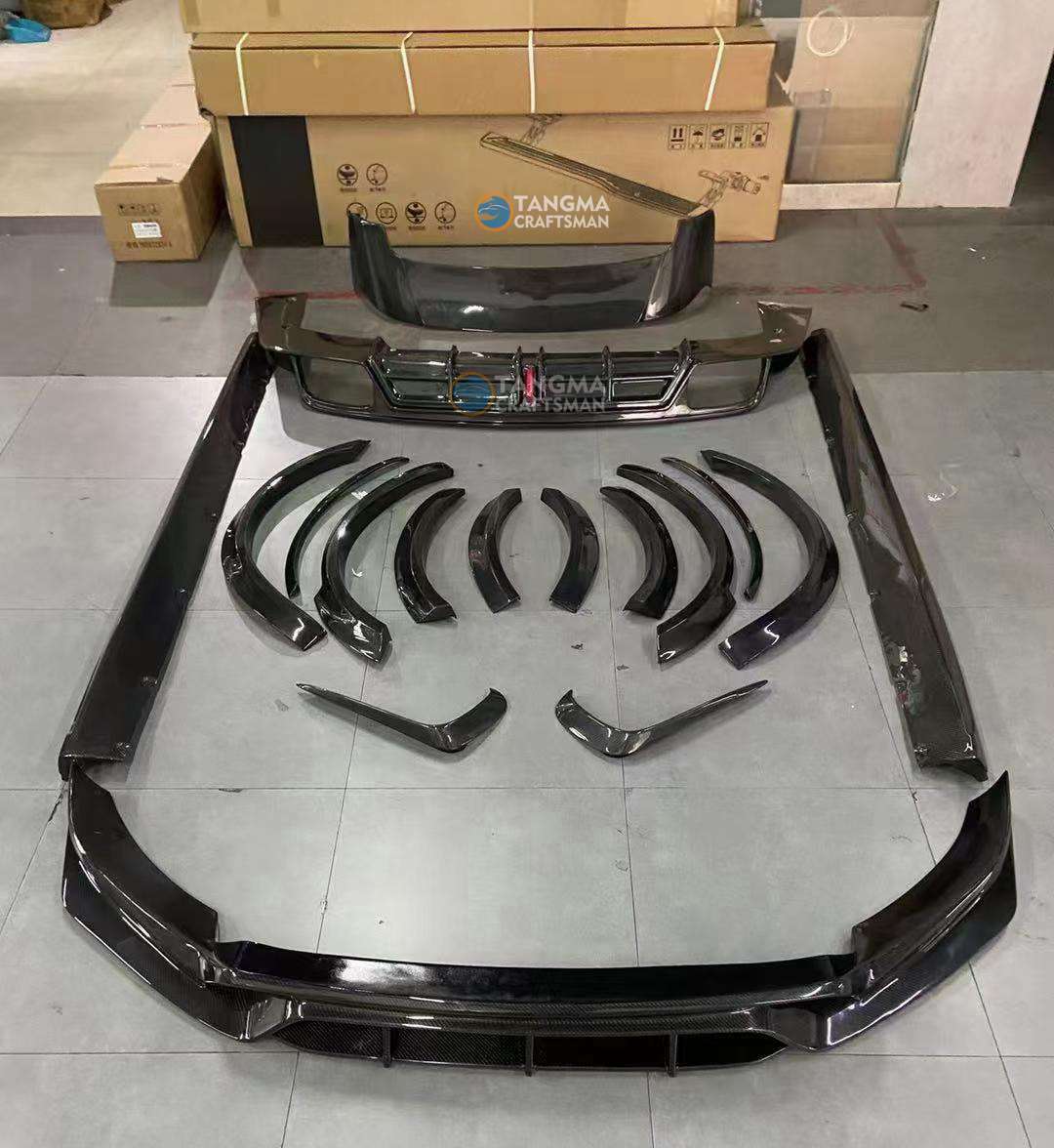 Cayenne Carbon Fiber Body Kit