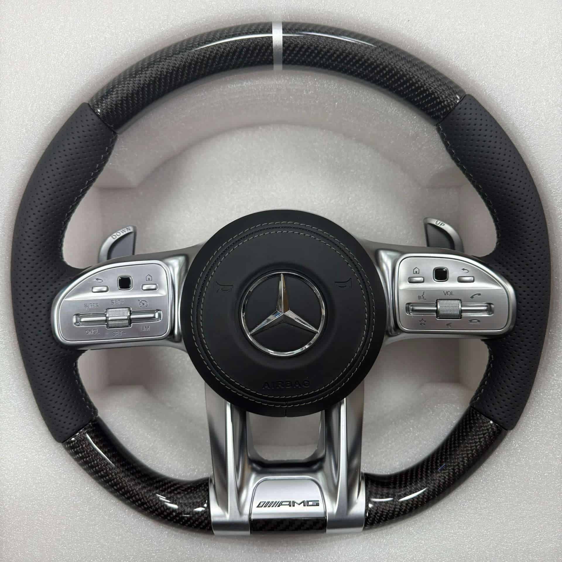 Mercedes-Benz 809 Carbon Fiber Steering Wheel Trim