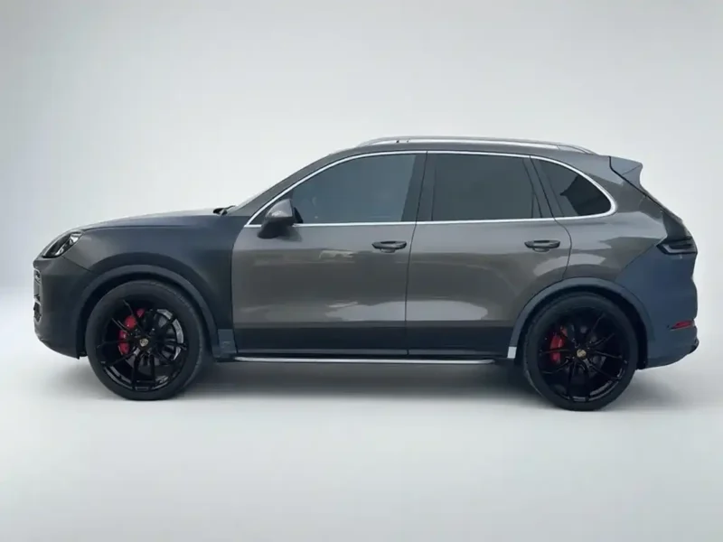 Porsche Cayenne modified 958 (2010-2018) → 2024 Style Widebody Conversion Kit Porsche Cayenne modified 958 (2010-2018) → 2024 Style Widebody Conversion Kit