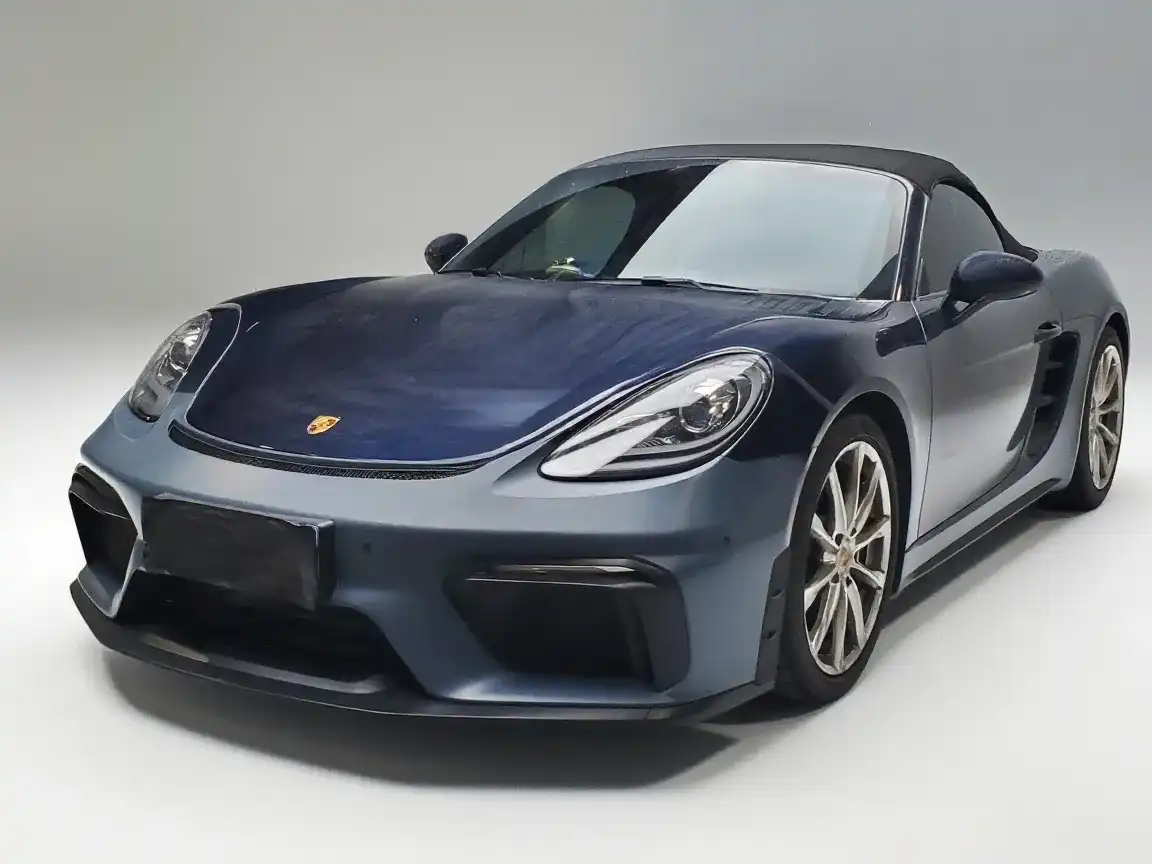 Porsche 718 GT4 body kit