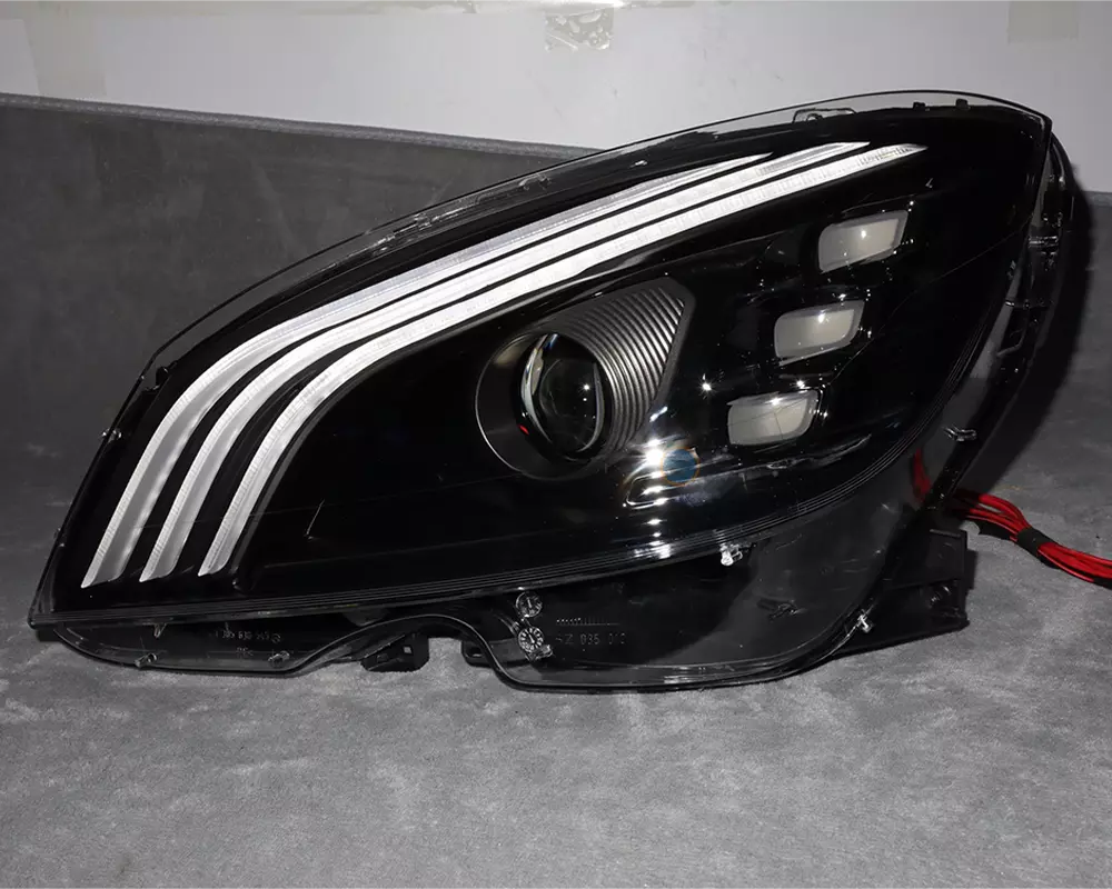 W204 Maybach Headlights LED Upgrade Kit