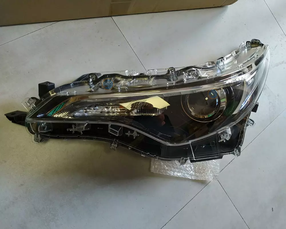 Corolla 2017-2018 Headlights Upgrade Xenon Kit