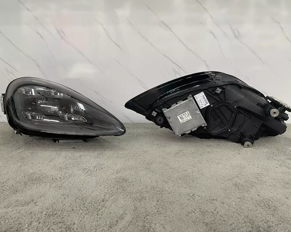 Porsche Cayenne LED Headlights 2015-2018