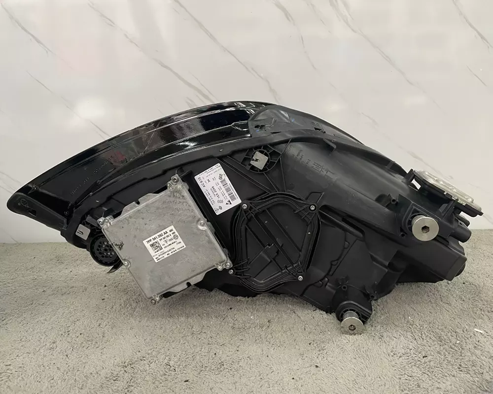 Porsche Cayenne LED Headlights 2015-2018