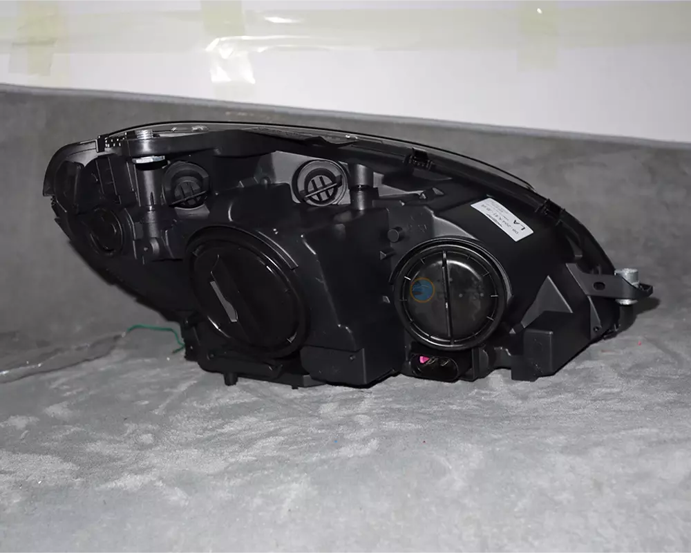 W204 Maybach Headlights LED Upgrade Kit
