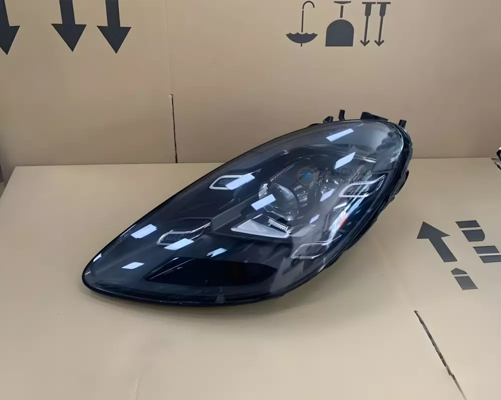 718 Matrix LED Headlights Cayman Boxster