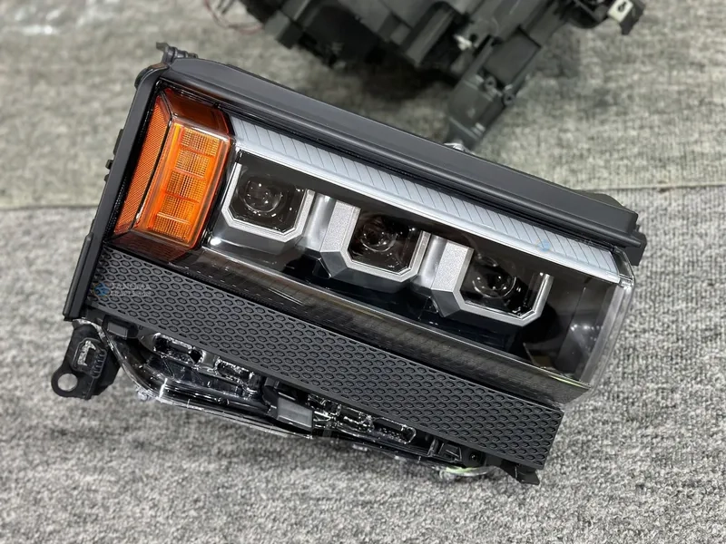 Toyota LC250 Headlights Upgrade Kit 2024