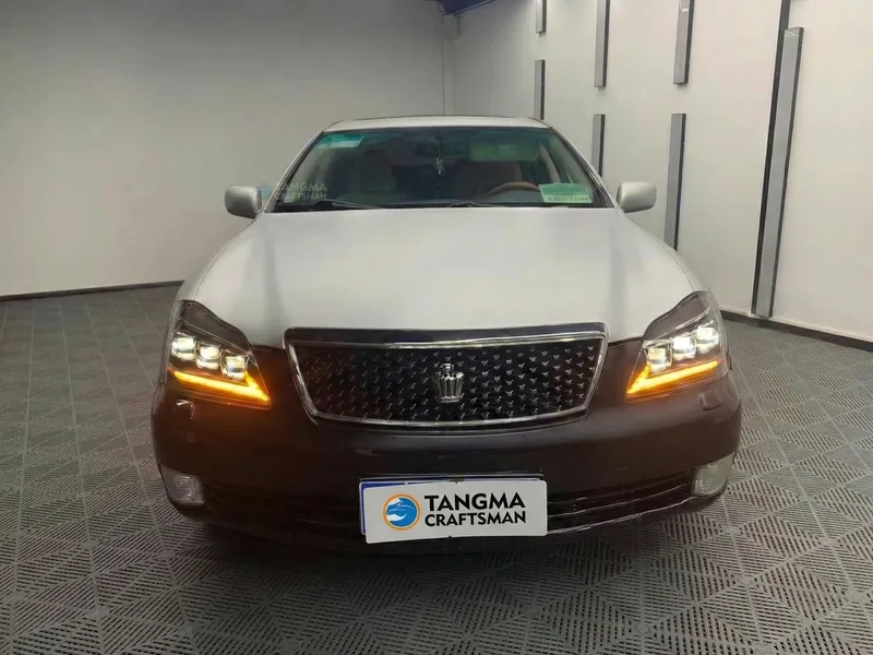 Toyota Crown LED Headlights Lexus Style