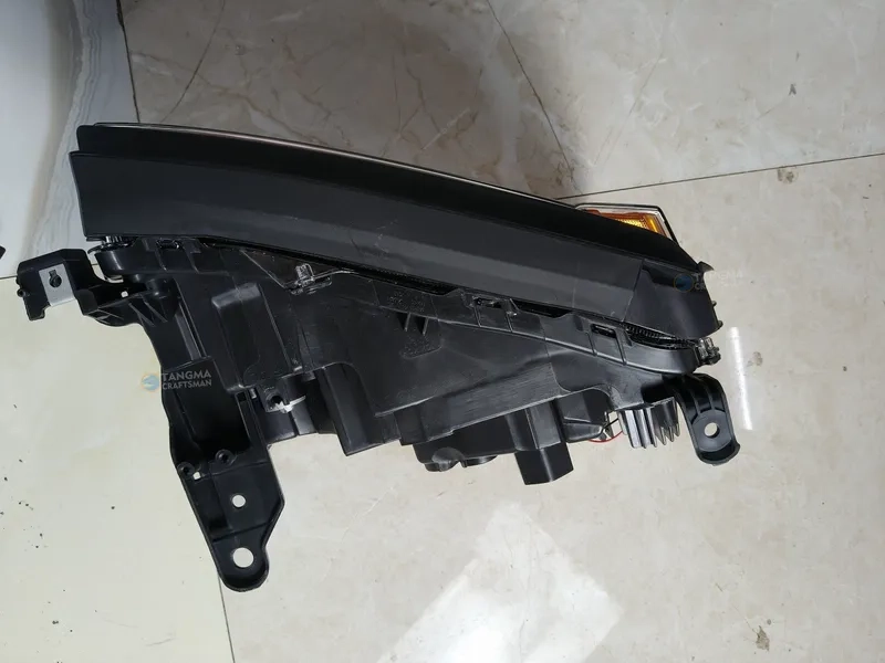 Toyota LC250 Headlights Upgrade Kit 2024