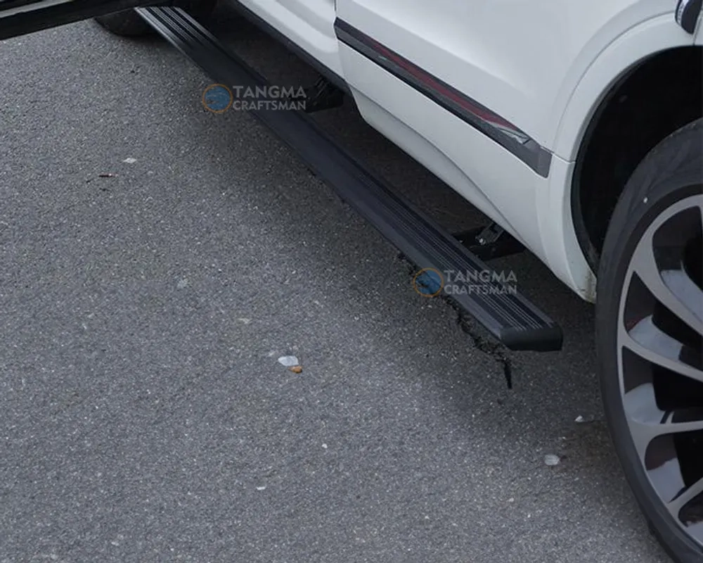Bentley Bentayga Electric Running Boards