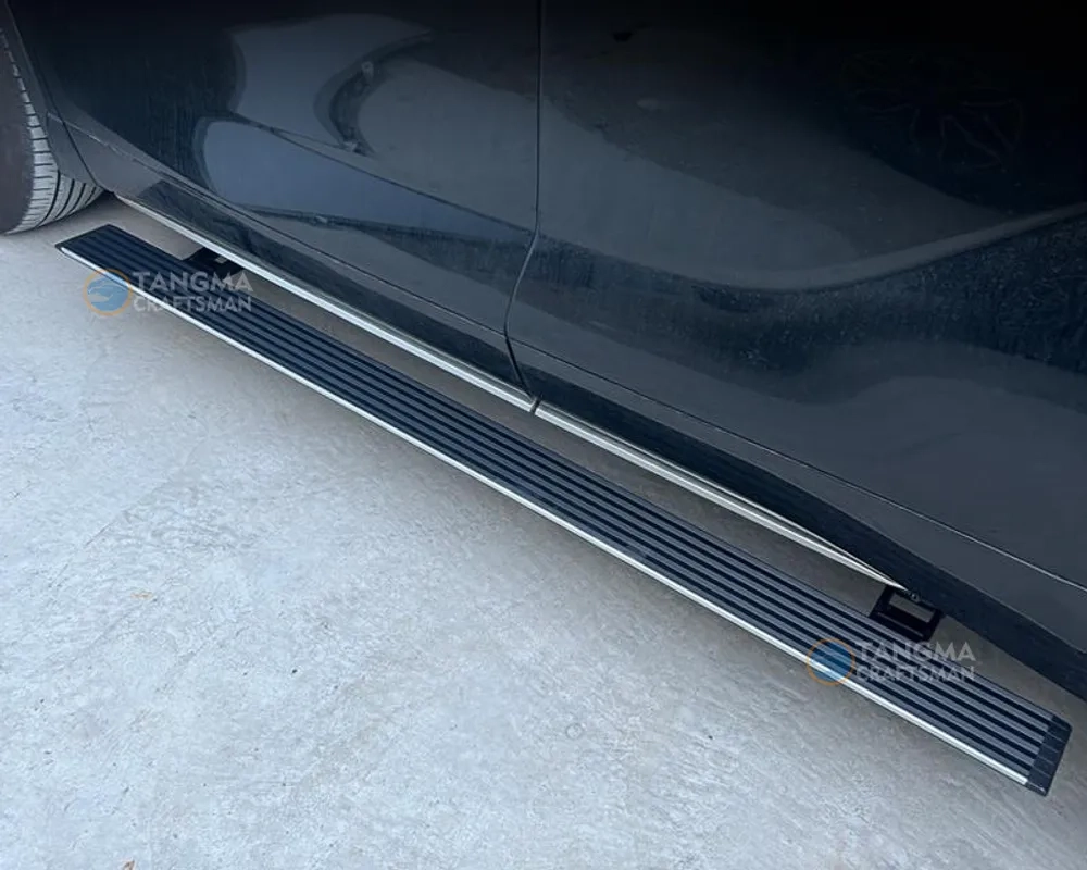 Toyota Highlander Electric Side Steps