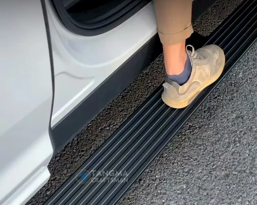 Toyota Highlander Electric Running Boards