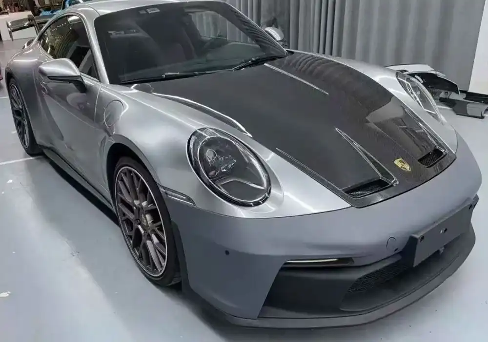 Porsche 911 Carbon Fiber Modified
