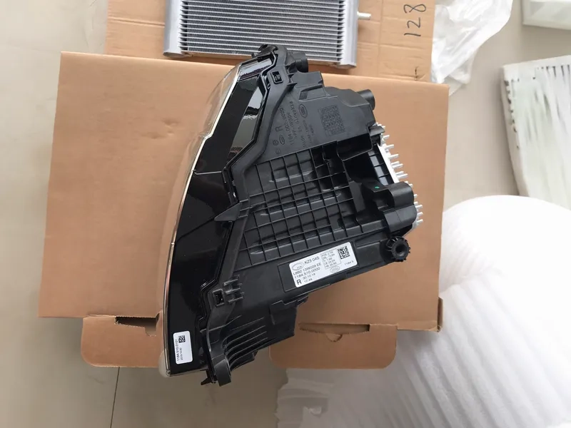 20+ Land Rover Defender Matrix Laser Headlights