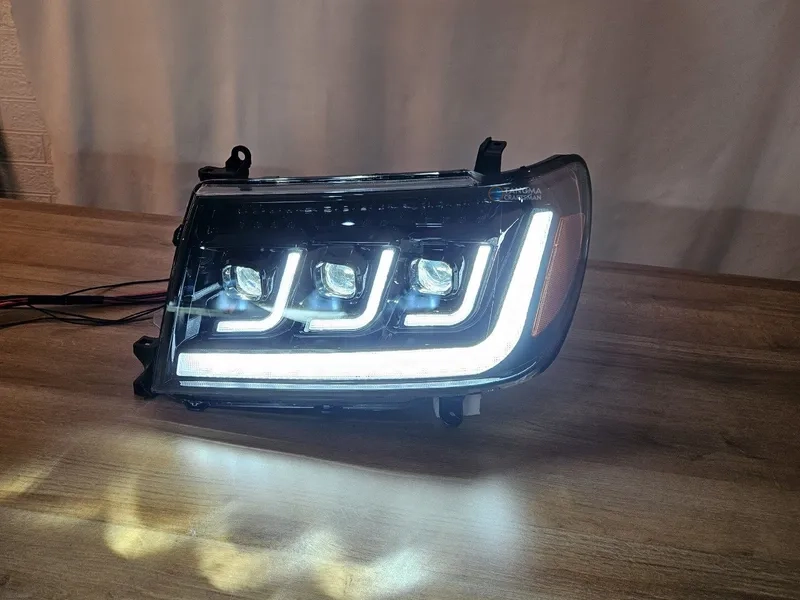 02+ Land Cruiser Headlight LED DRL Sequential Signal
