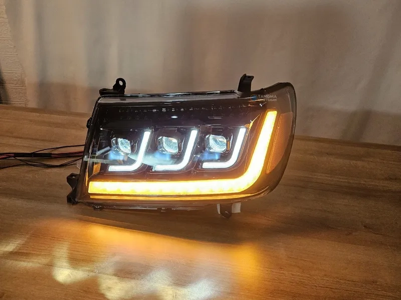 02+ Land Cruiser Headlight LED DRL Sequential Signal