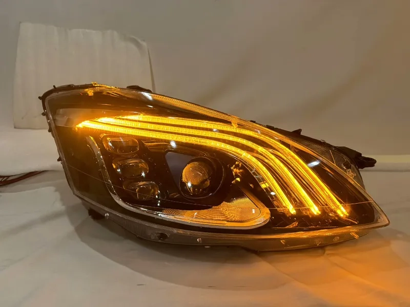 06+ Mercedes S-Class LED Headlights W221 3-Bar DRL