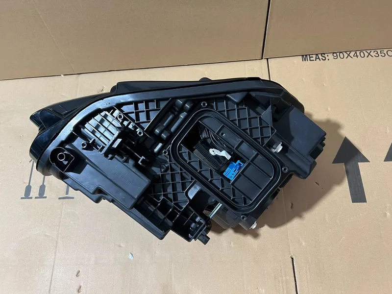 20+ Mercedes GLB LED Headlights Sequential DRL