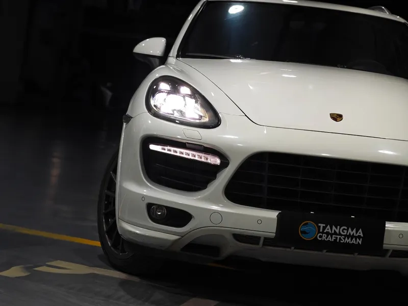 07+ Cayenne LED Headlights DRL Projector Assembly