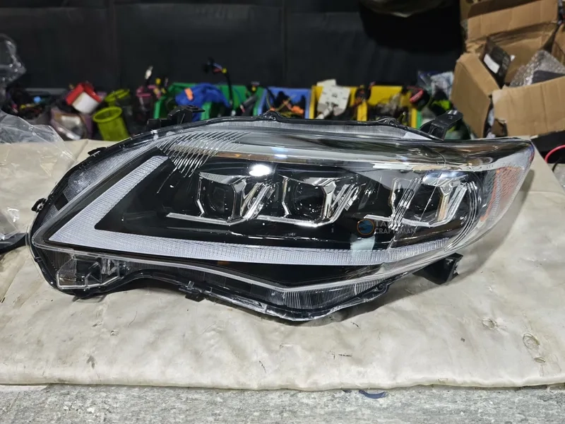 2011+ Toyota Corolla Headlight Assembly 3-Eye LED