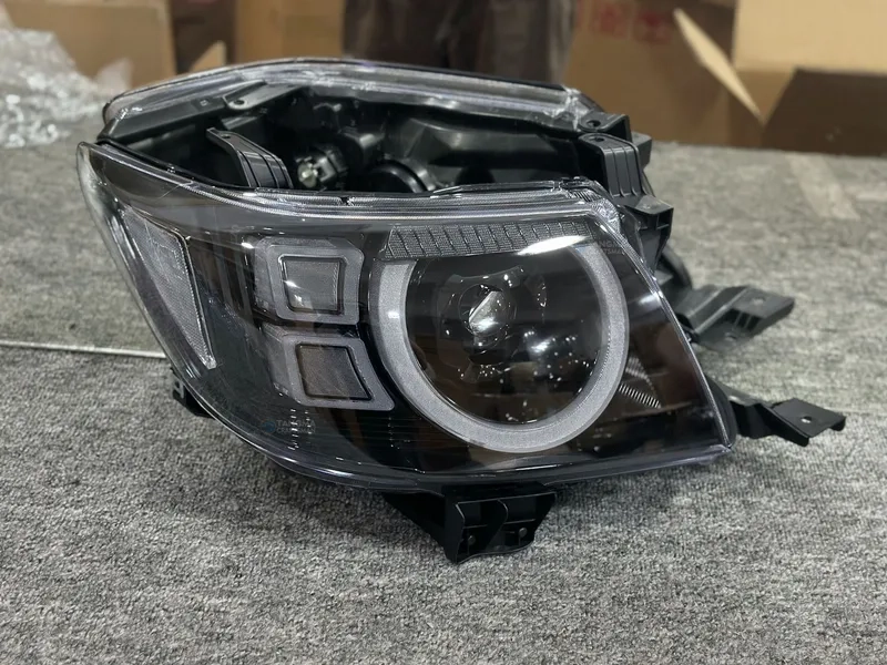 2012+ Toyota Hilux Vigo Headlight Assembly Defender LED