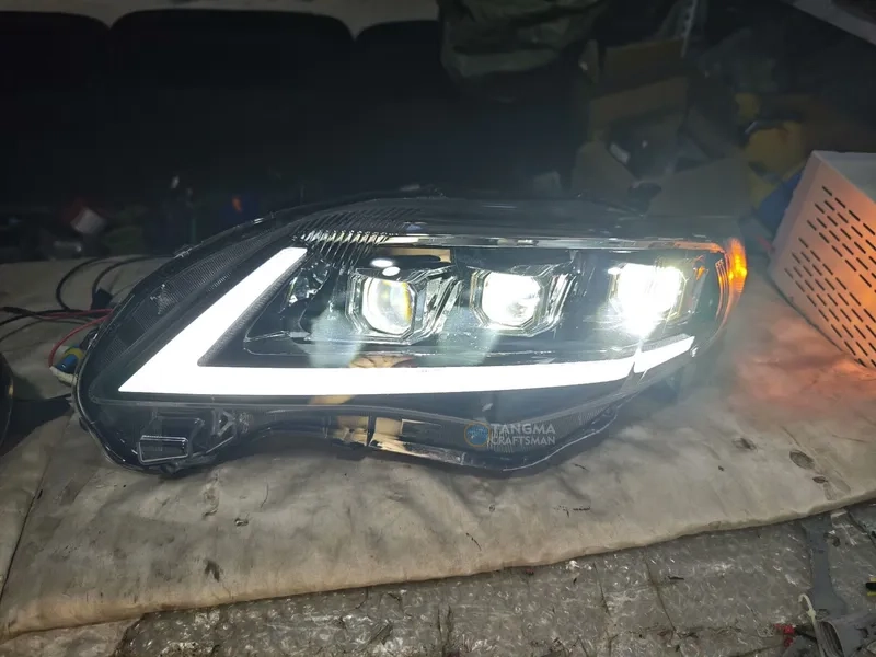 2011+ Toyota Corolla Headlight Assembly 3-Eye LED