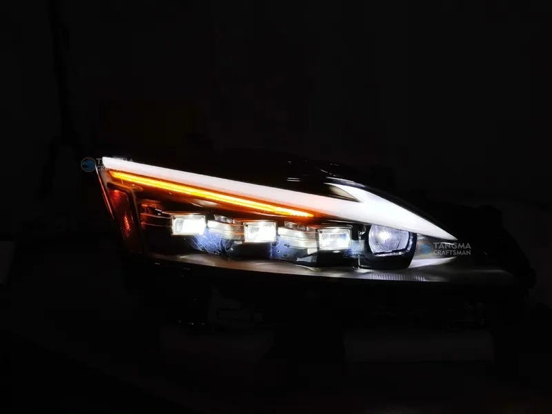 2011+ Lexus CT200 Headlight Assembly LED Matrix