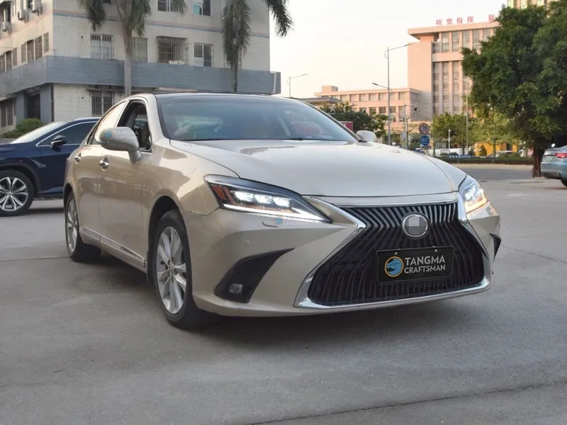 2006+ Lexus ES Headlight Assembly LED Triple-Beam