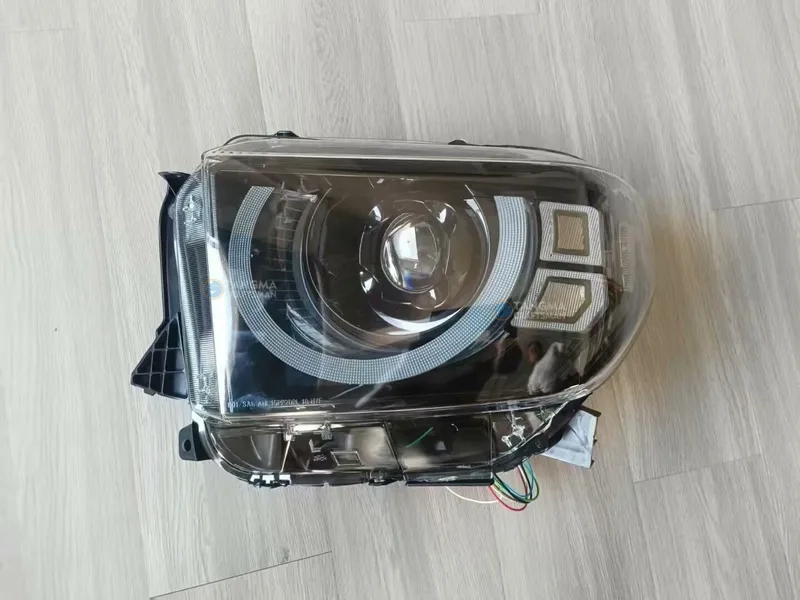 2014+ Toyota Tundra LED Headlights Defender Style DRL