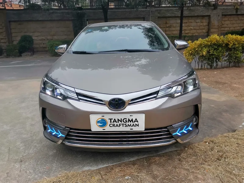 2017+ Toyota Corolla Headlight Assembly LED DRL Lens