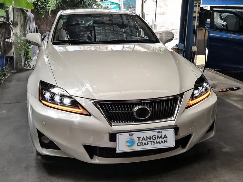 2006+ Lexus IS LED Headlight Sequential DRL Lens