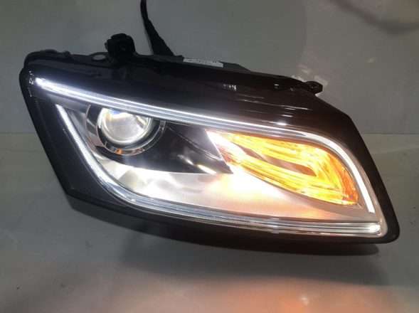 Audi Q5 13-17 Xenon Headlights